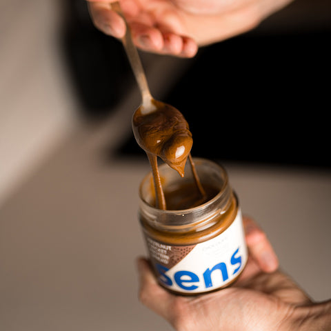 Haselnusscreme mit Grillenprotein zuckerfrei